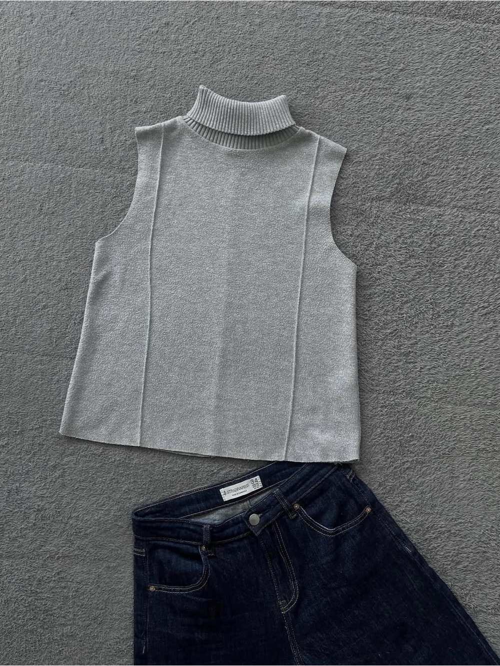 ZARA Sleeveless Knit Turtleneck Vest in Light Gray